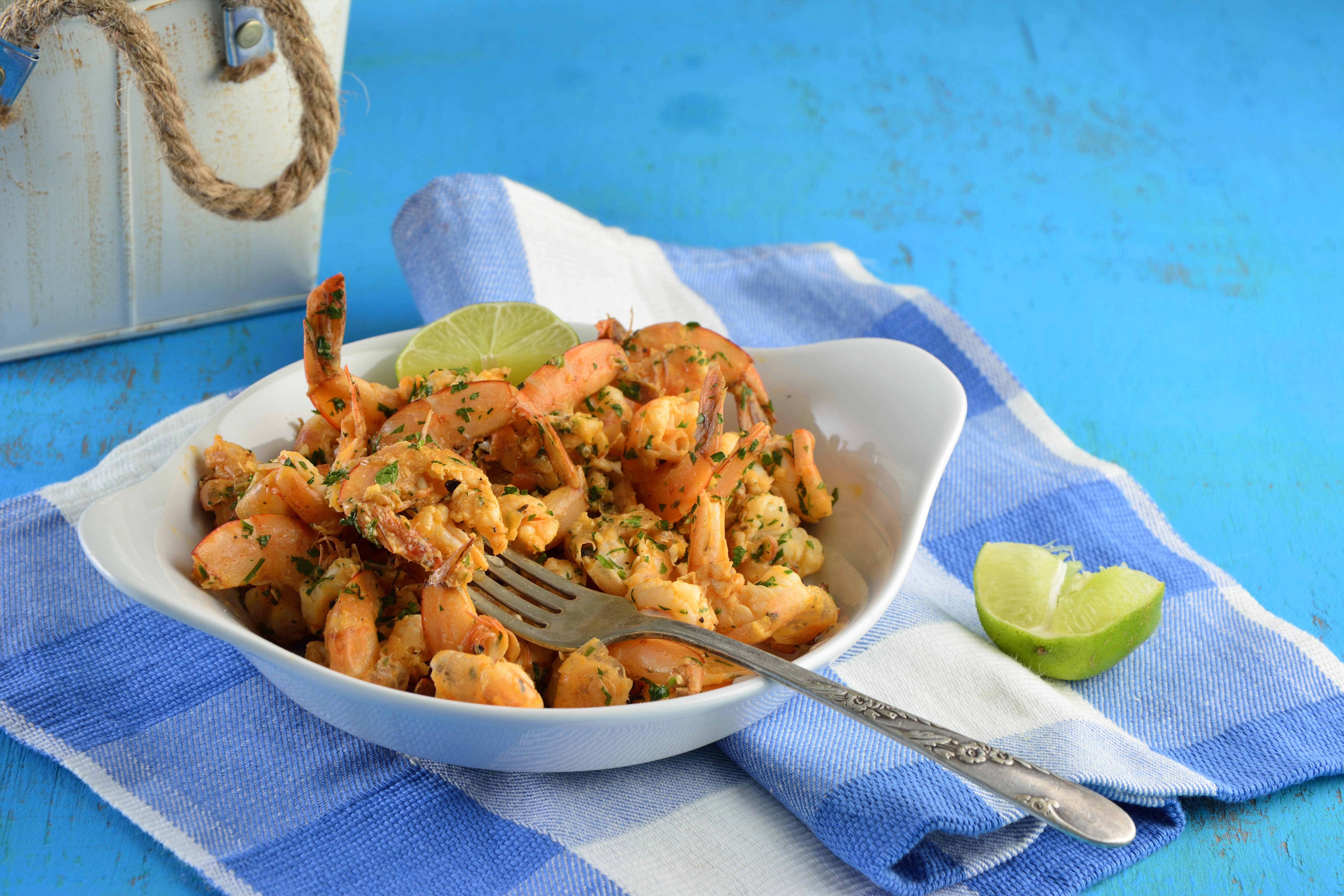 Camarones Al Mojo De Ajo Marinados En Salsa Picante