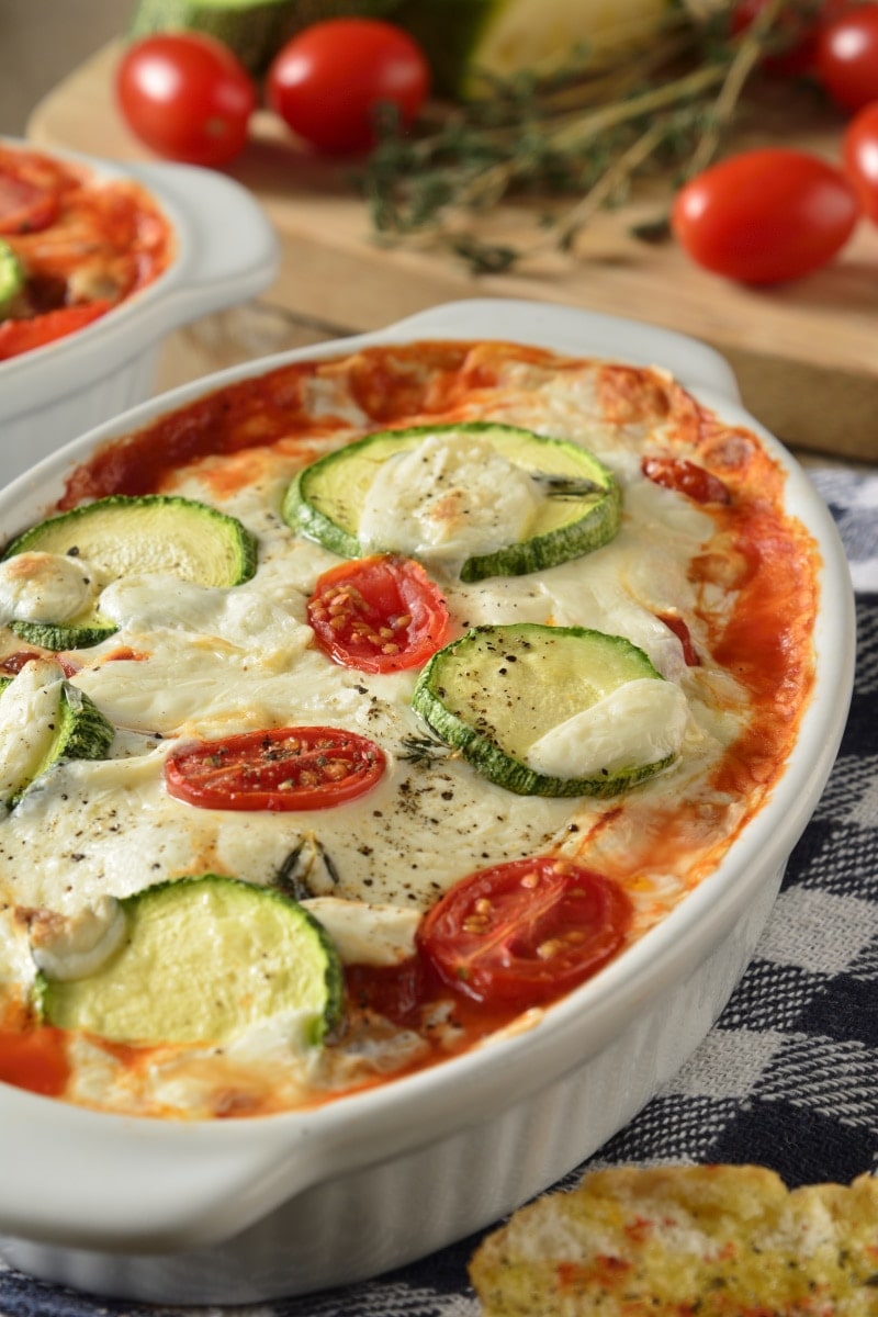 Calabacitas Gratinadas con Salsa de Tomate Fácil