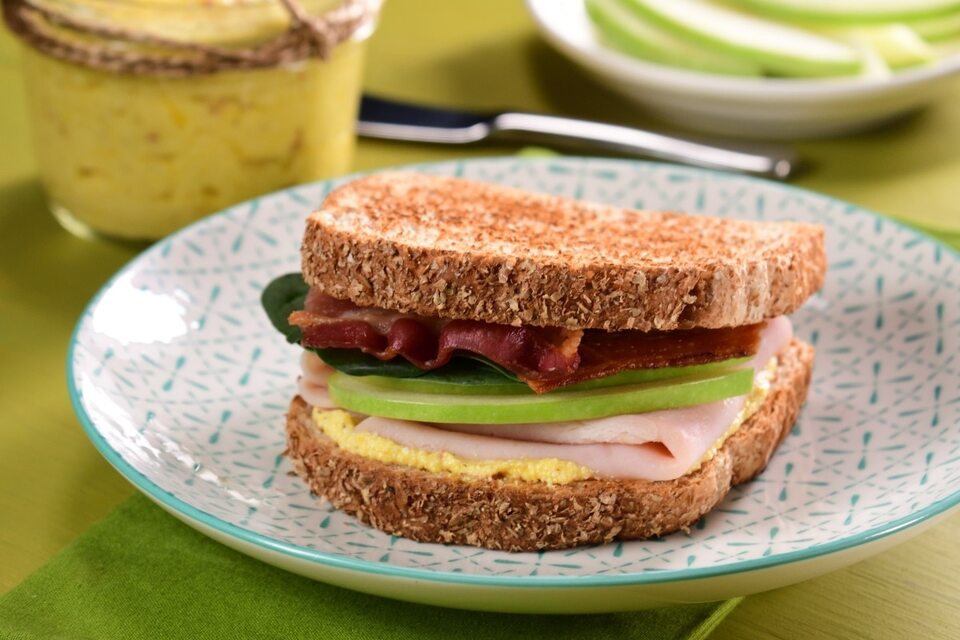 Sándwich de Manzana y Jamón