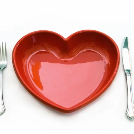 How to Maintain a Healthy Heart While Cooking