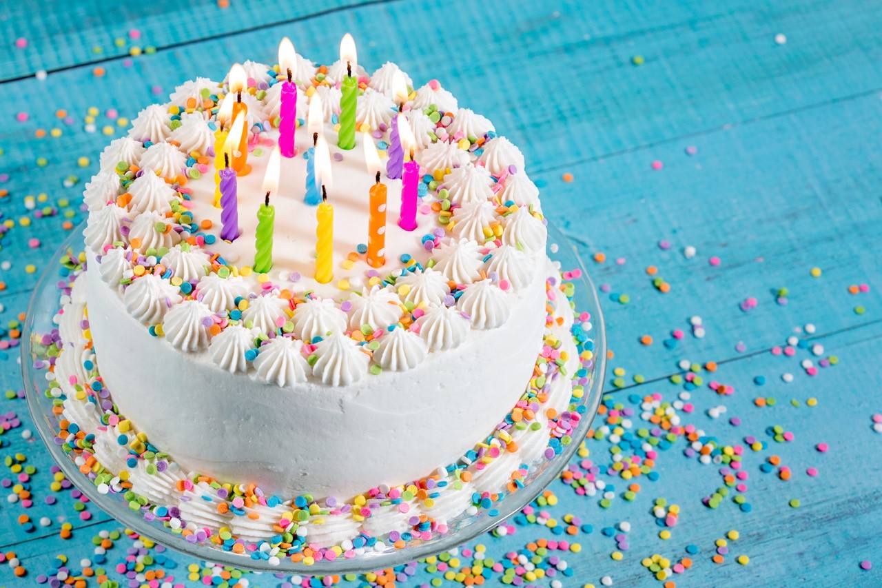 vanilla cake with colorful sprinkles for birthdays