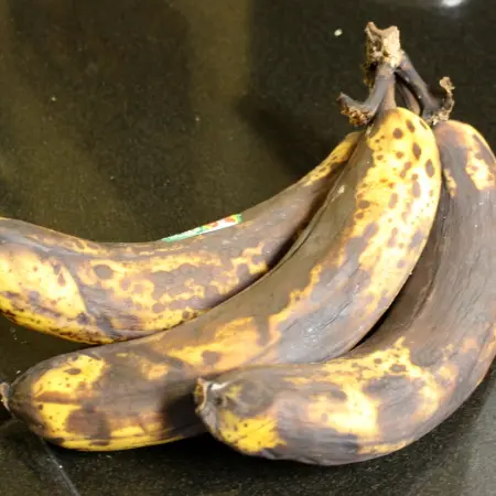 #VIDEO Um truque para recuperar uma banana preta com um secador de cabelo