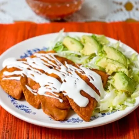 Mexican Cuisine: Potosinas Enchiladas