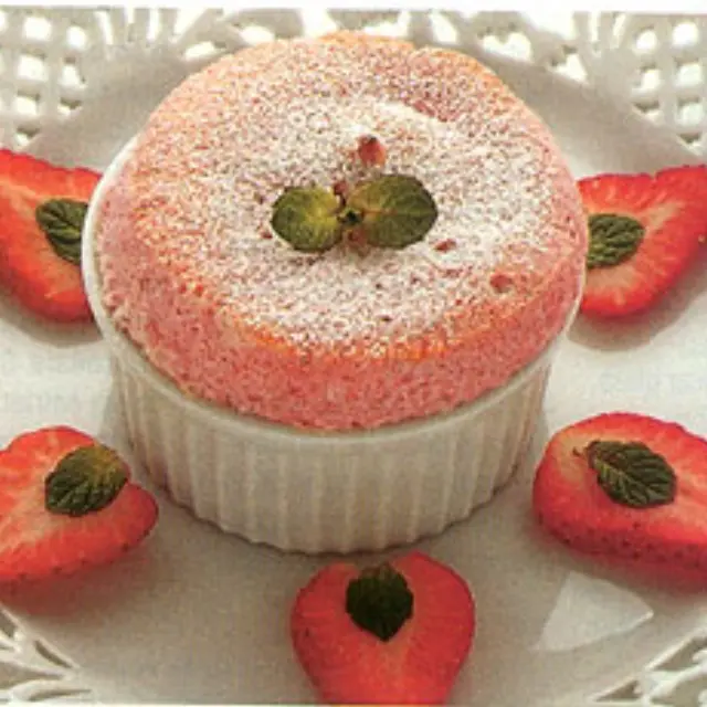 Baixo em calorias: Soufflé de Morangos Light