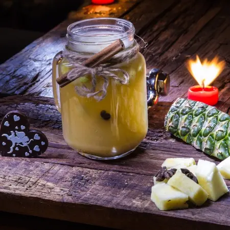 Delicious sweet and savory recipes to enjoy pineapple