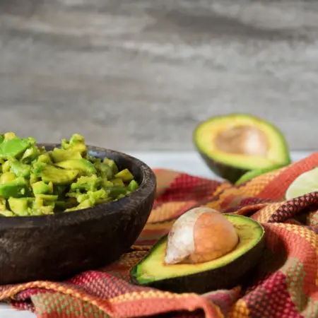 Here’s what you should look for to choose a good avocado