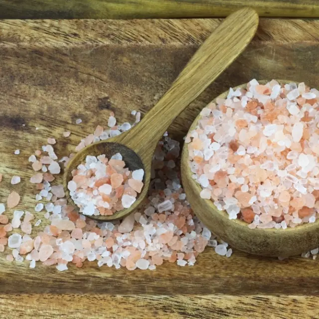 Himalayan Pink Salt: why everyone is talking about it and cooking with it