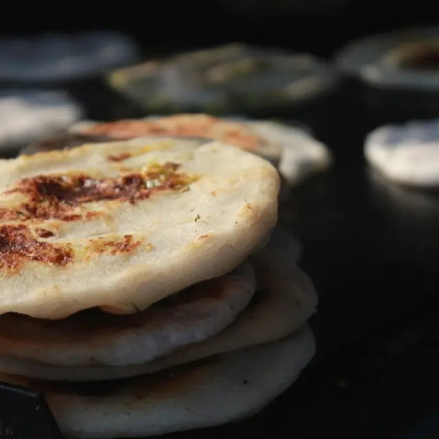5 comidas salvadorenhas muito parecidas com os antojitos mexicanos