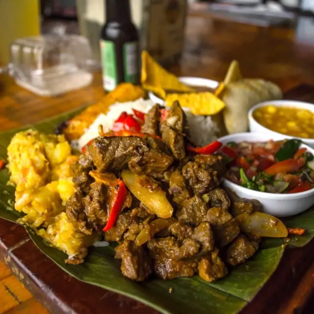 Comida para as independências celebradas no dia 15 de setembro