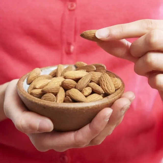 When to eat almonds for energy?