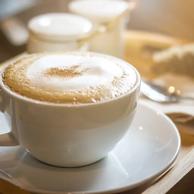 Coffee, tea, latte, or chocolate: the perfect drinks to treat yourself at home