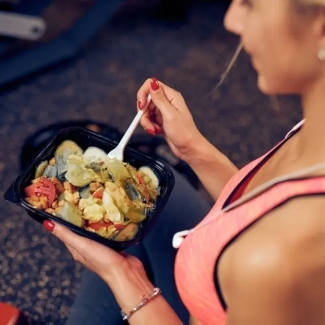 É possível fazer exercício após comer?