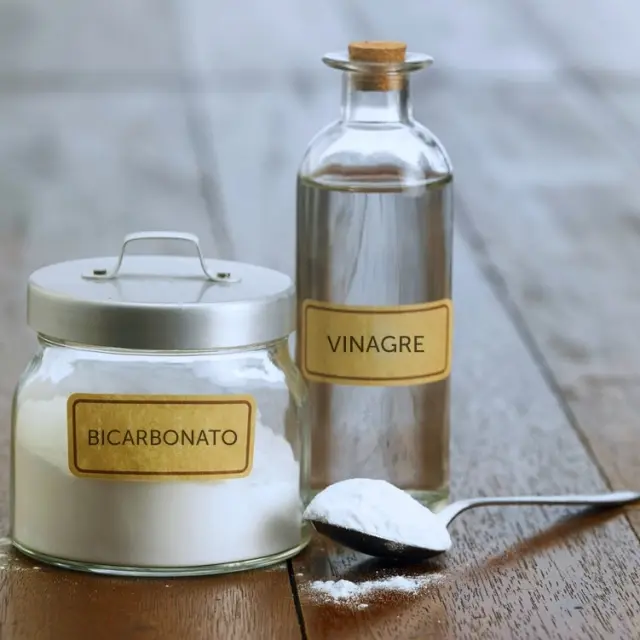 How to clean your washing machine using homemade ingredients
