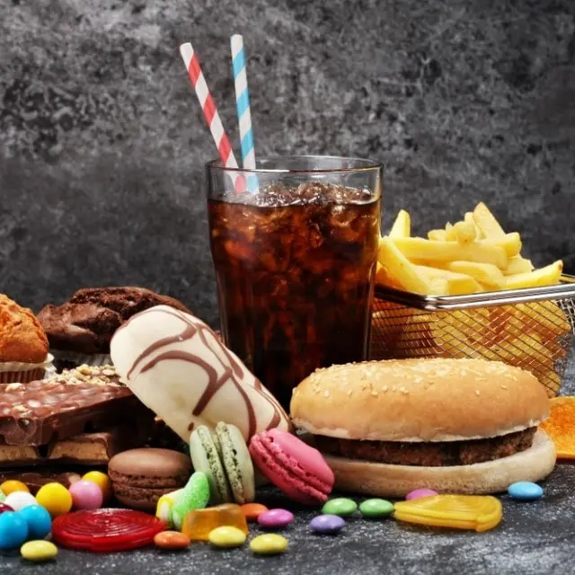 Alimentos que aceleram o processo de envelhecimento