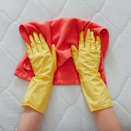 How to disinfect your mattress and other home tricks with vodka