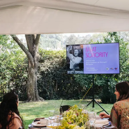 Meat Sorority or how to create community among women through food