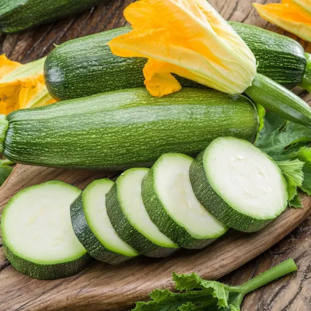 Os benefícios de comer abobrinha