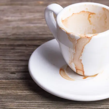 Como tirar manchas de café