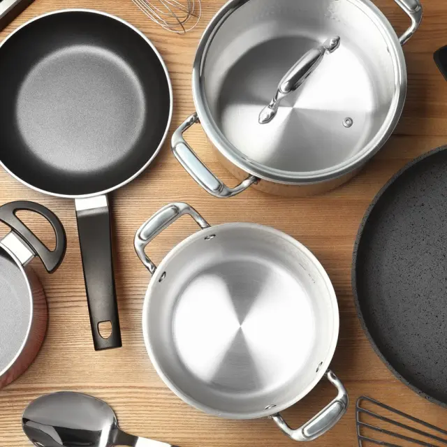 Stainless steel, Teflon or ceramic: Which is the best type of cookware?