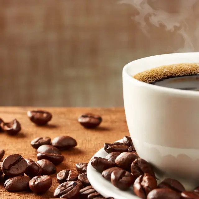 Benefits of Having a Coffee Machine at Home