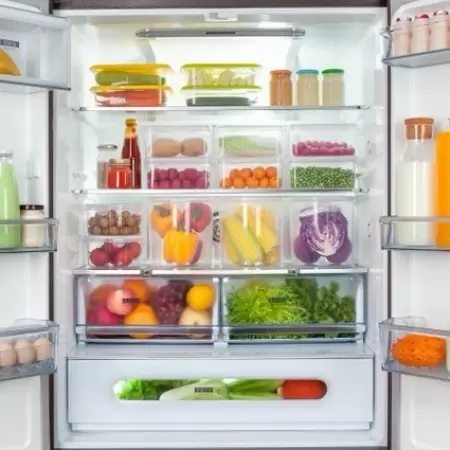 Rimac Seguros - ¿Sabías que los malos olores del refrigerador pueden ser  producto de la formación algunas bacterias 🦠? Aquí te dejamos un tip para  desinfectar tu refrigeradora de manera natural 