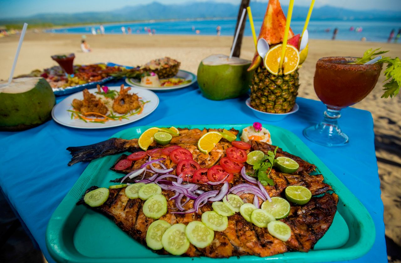 grilled fish with salad