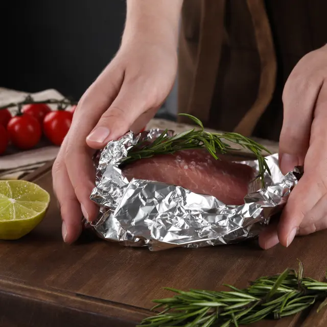 Foods you should not wrap in aluminum