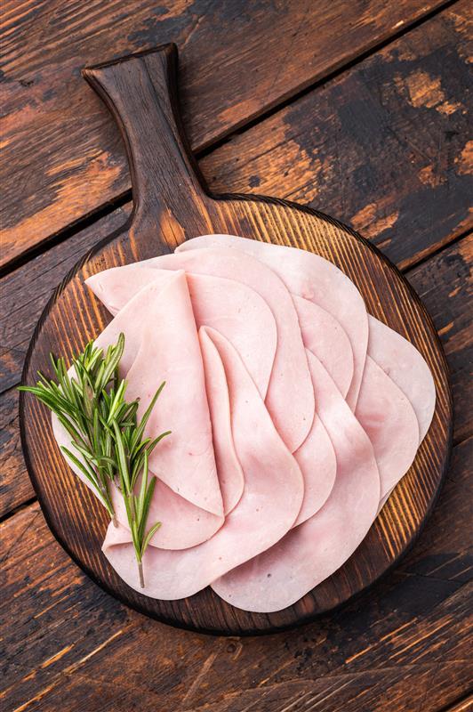 slices of turkey ham