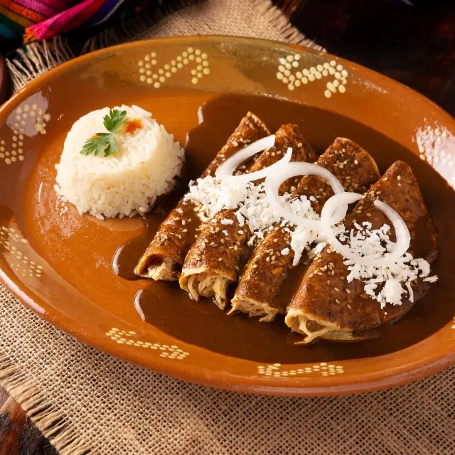 How to prepare mole poblano step by step