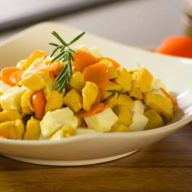 Vídeo de Peito de Frango com Cenoura e Queijo ao Alecrim