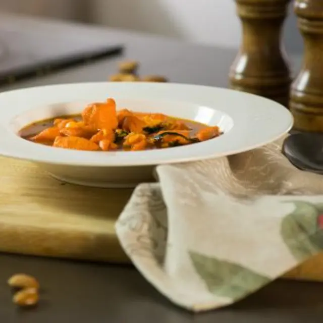 Vídeo de Frango Ensopado ao Tomate