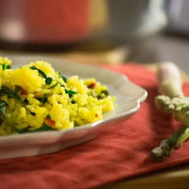 Vídeo de Arroz à Espanhola com Vegetais Verdes
