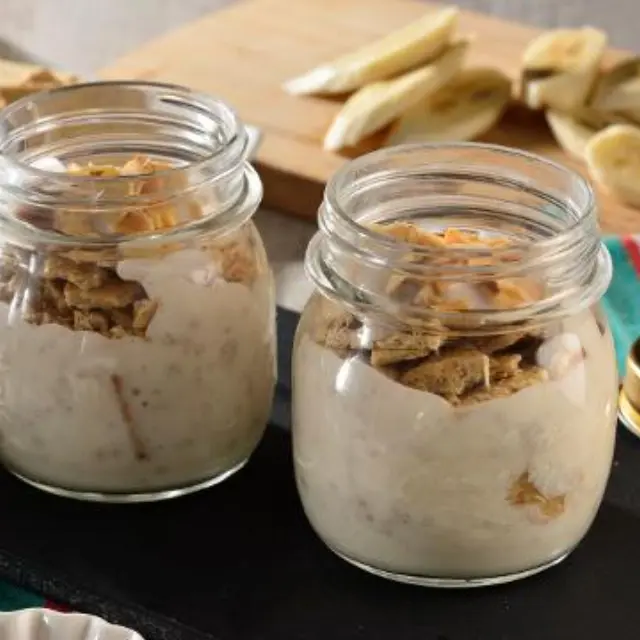 Vídeo de Iogurte de Banana com Biscoitos de Mel