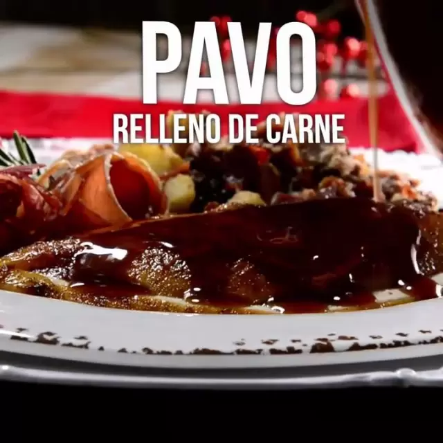 Pavo Relleno de Carnes