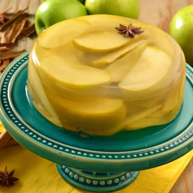 Video of Gelatin with Apple