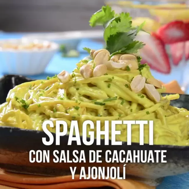 Spaghuetti con Salsa de Cacahuate y Ajonjolí