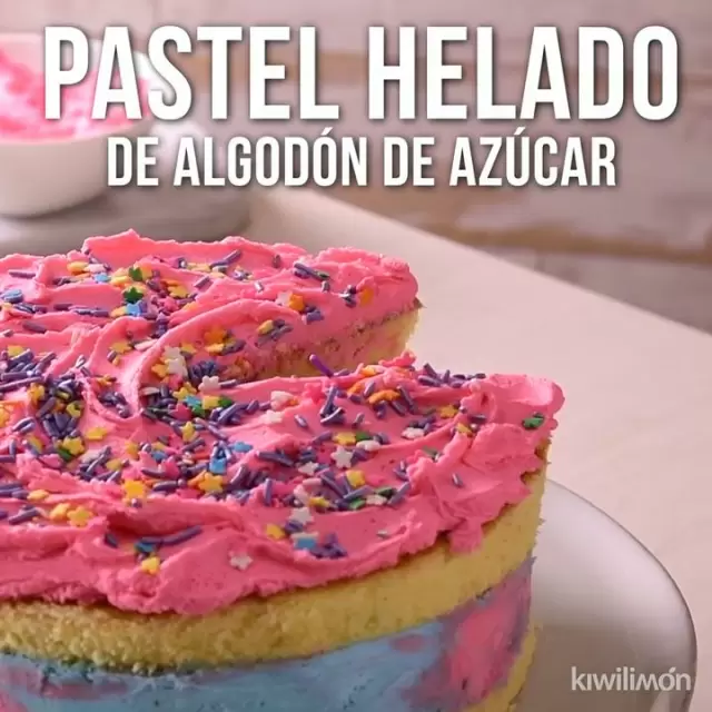 Pastel Helado de Algodón de Azúcar