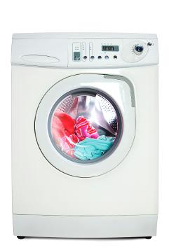 Cómo la ropa en lavadora