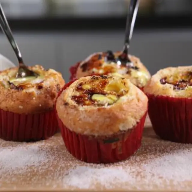 Video of Crème brûlée in Cupcakes