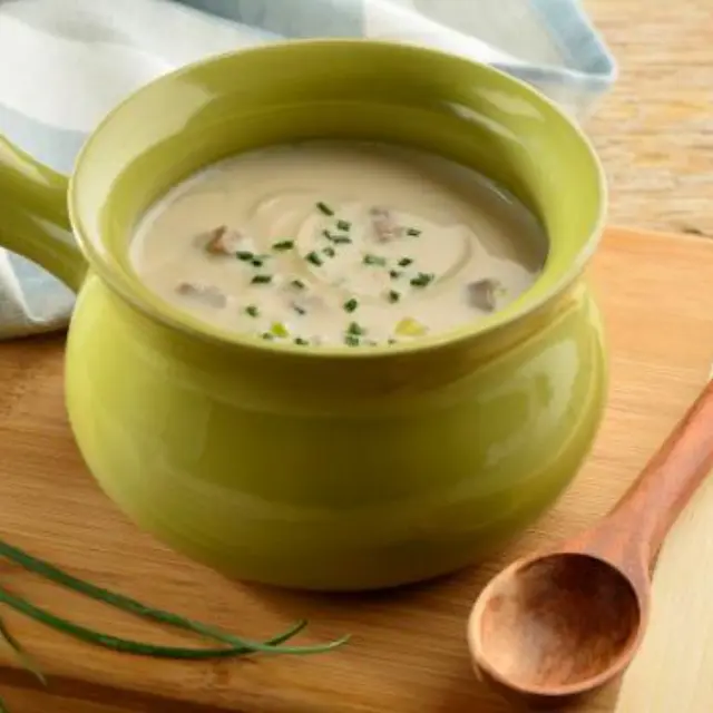 Vídeo de Creme de Cogumelo ao Brandy com Cebola Amarela Frita