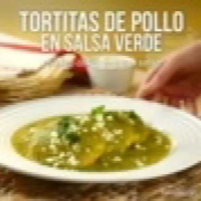 Cómo hacer Tortitas de Pollo en Salsa Verde