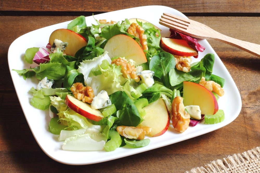 Ensalada Navideña De Manzana Con Piña Y Nuez