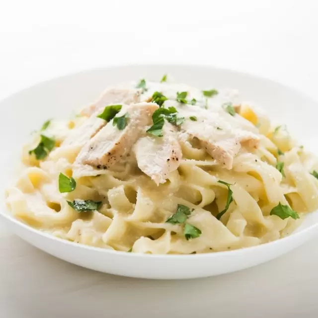 Fettuccine Alfredo Sin Lácteos