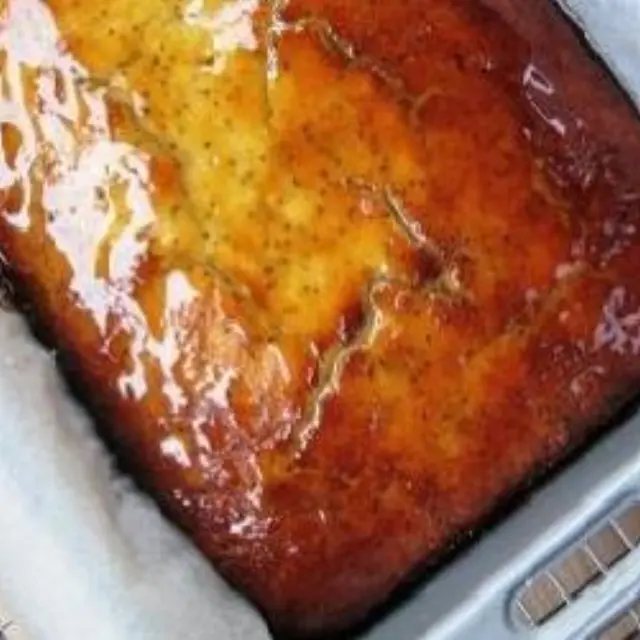 Lemon Cake Topped with Syrup