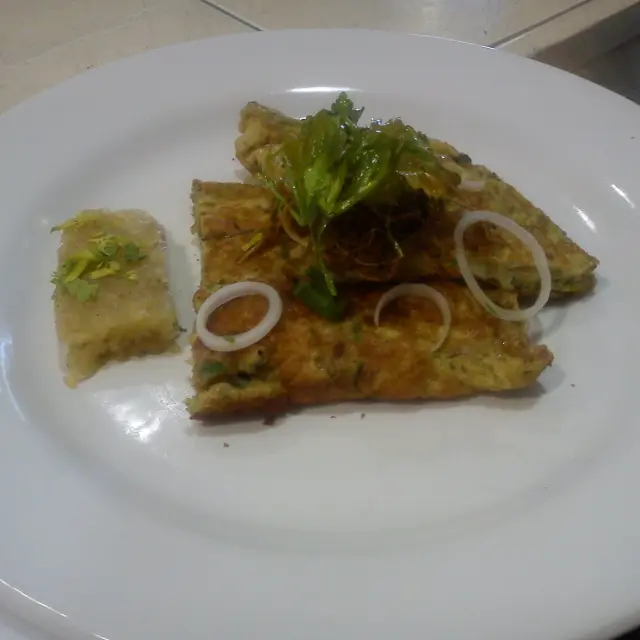 Fine Herbs Omelette