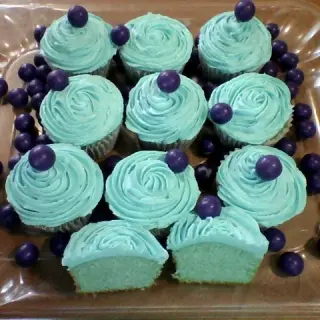 Gum-Flavored Cupcakes