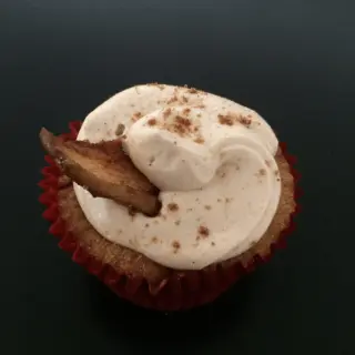 Cupcakes Maçã com Canela Super Fáceis e Rápidos