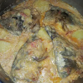 Peixe Ensopado com Coco