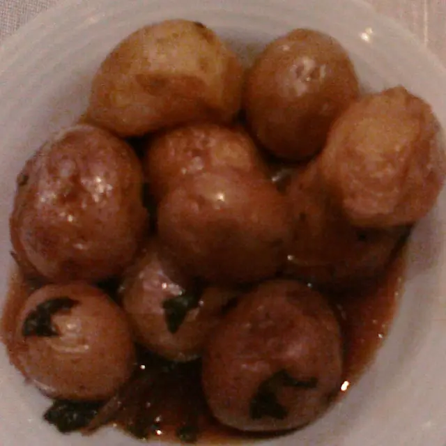 Batatas Assadas com Molho de Limão