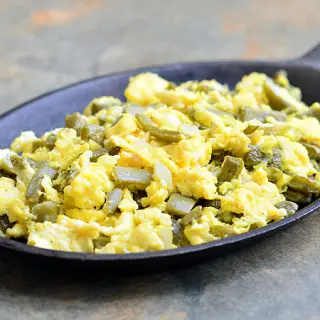 Egg with Tortilla and Nopales